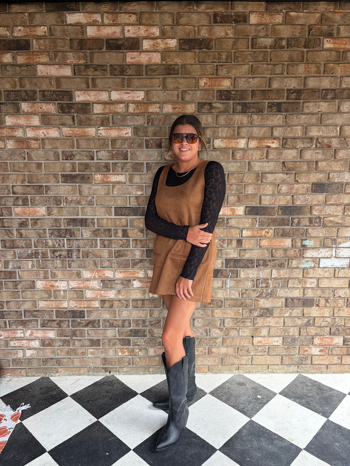Floral Lace Top: BLACK