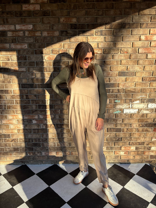 Easy Days Jumpsuit - MOCHA