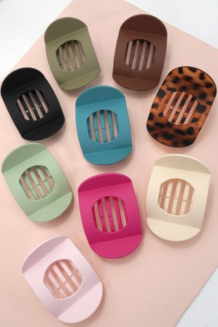 Large Flat Lay Claw Clip