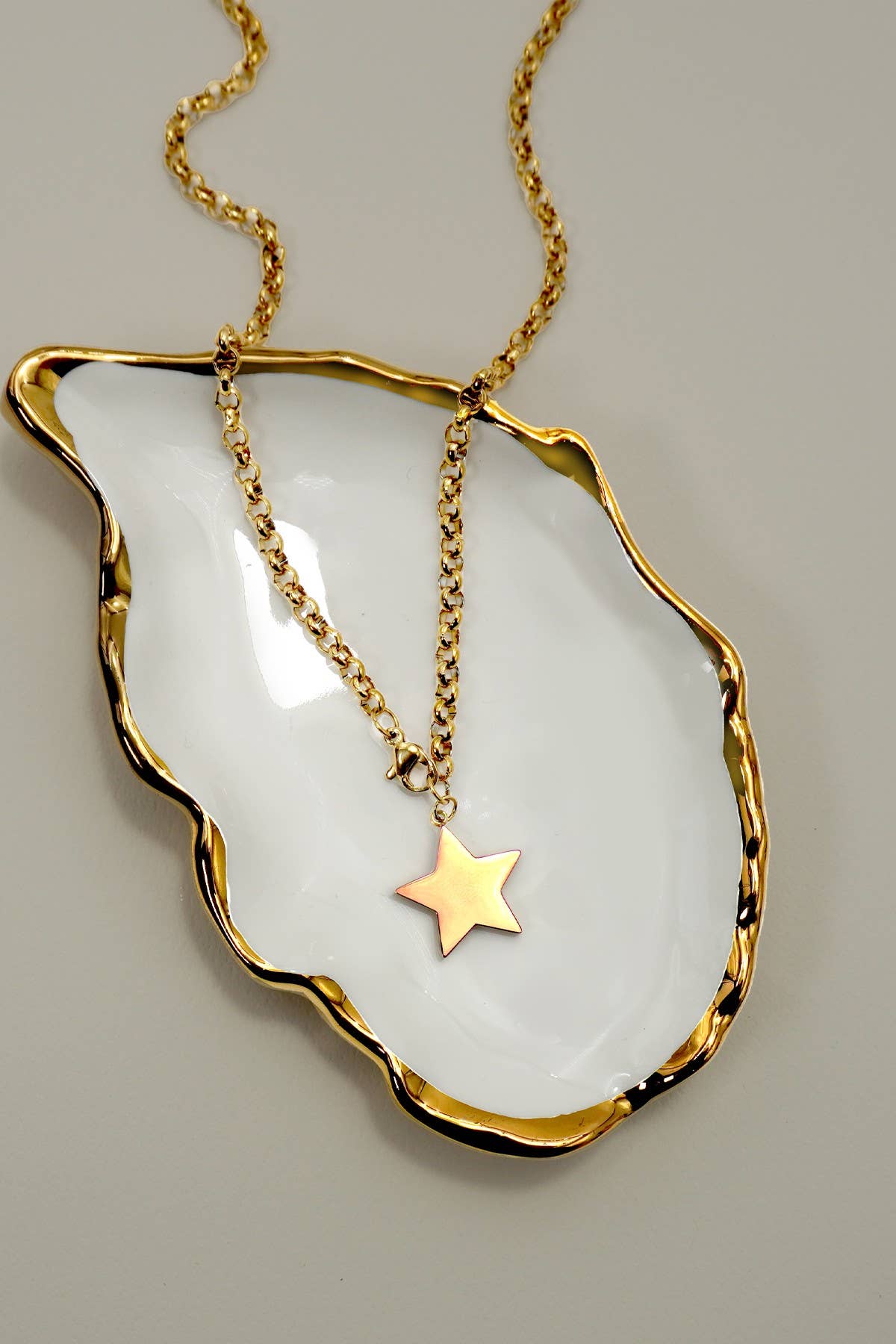 18K STAINLESS STEEL TARNISH FREE STAR NECKLACE | 40NK9667: GOLD